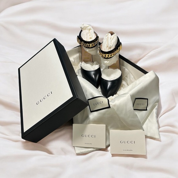 Gucci Sylvie Chain Pumps - Picture 4 of 13